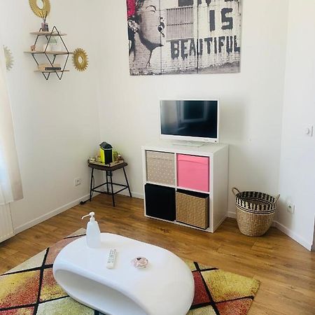 Chambre Cocooning Chez L'Habitant 빌뇌브 르 루아 외부 사진